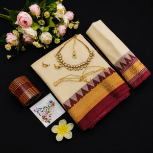 প্রিমিয়াম অফ-হোয়াইট শাড়ি গিফট কম্বো