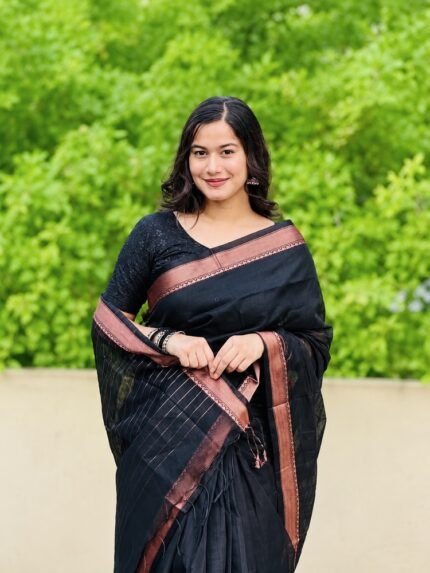 black saree